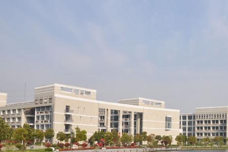 安徽工业大学秀山校区多大