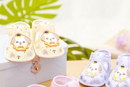 8个月女宝宝脚多大算正常