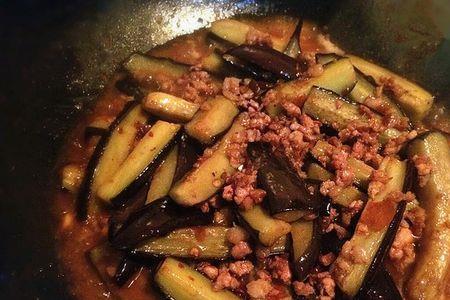 炒茄子八成熟能吃吗