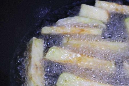 老饭骨苦瓜的做法