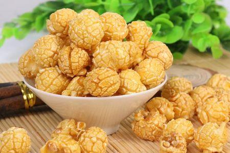 长管状的爆米花什么原理