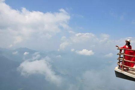 8月去汉中龙头山穿什么衣服