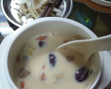 花胶炖牛奶不放冰箱能凝固吗