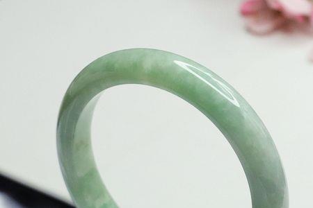 果绿翡翠属于什么级别