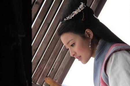 水浒传2011版梁山泊上有几对夫妻