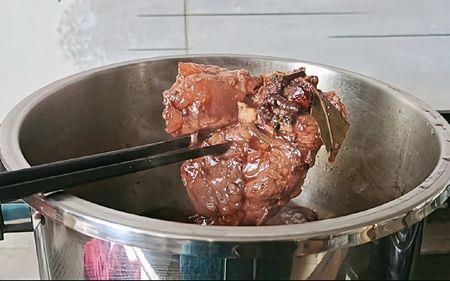 生牛肉卤成熟牛肉的做法