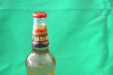 强爽啤酒是哪个厂家的