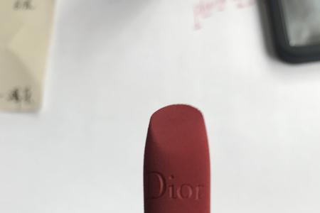 dior720口红缎光和鎏金的区别