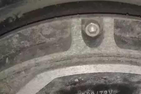 雅迪x5怎么看车架号