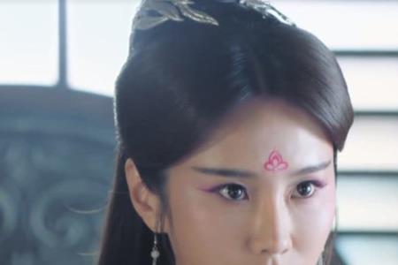 小女花不弃碧螺天宝物长什么样