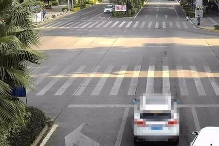 东莞谢岗压实线变道怎么处罚