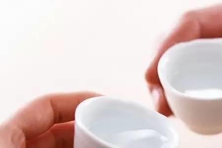 服务员劝酒顺口溜完整版