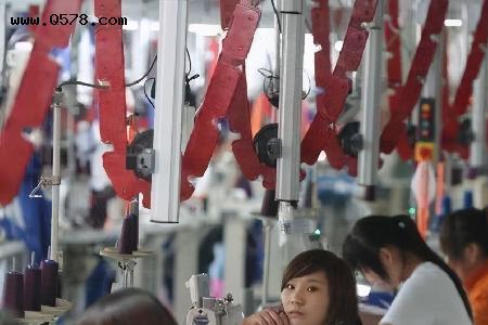 去工厂报到上班要带什么行李