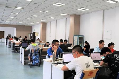 中北大学图书馆暑假开吗