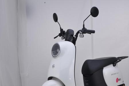 爱玛am1000dt-3s充满电能跑多久