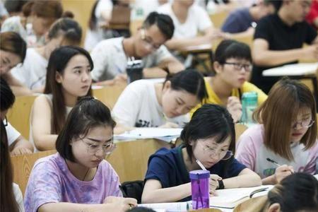 读完大学再往上是读什么