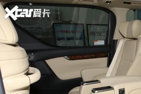 17款丰田埃尔法电瓶型号