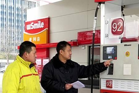 加油员加油油量容易控制吗