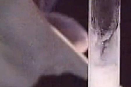 氢氧化铝与酸反应的实验现象