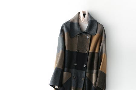 正反双r是什么品牌衣服