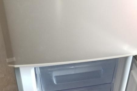 冰箱面板材质是pcm容易褪色吗