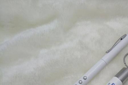 激光翻页笔的激光伤害眼睛吗