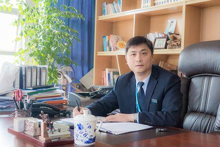 江西龙事达集团董事长是谁
