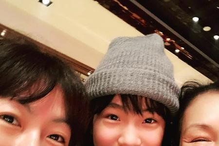 小s三个女儿都是一个爸爸吗