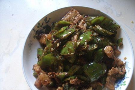 海参辣椒炒肉的做法