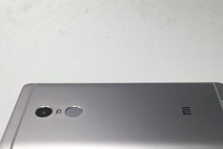 小米定位显示的是灰色的点