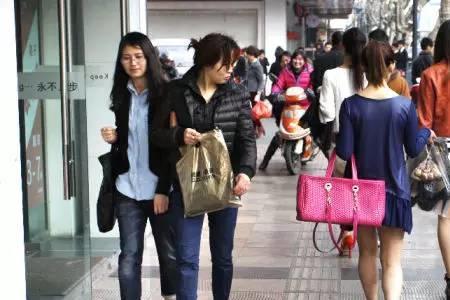 3月初南京穿什么衣服