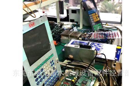 震雄注塑机显示屏死机什么原因