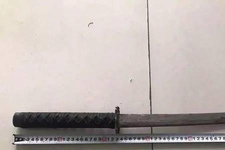 携带管制刀具被拘留会留案底吗
