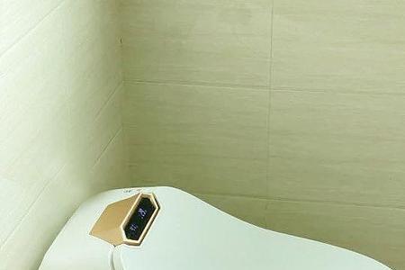 智能马桶出水声不停