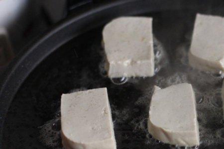 家里发粘的豆腐怎么制作臭豆腐