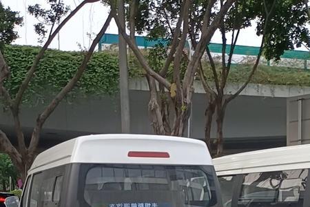 华晨鑫源x30l纯电动车轮胎气压