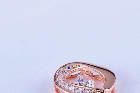 Au750是纯黄金吗