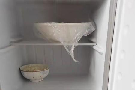 冰箱漏水跳闸