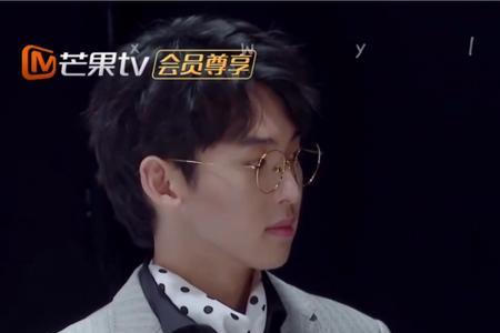 论唐九洲和齐思钧为什么那么像