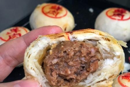 月饼是越放越硬还是越放越酥