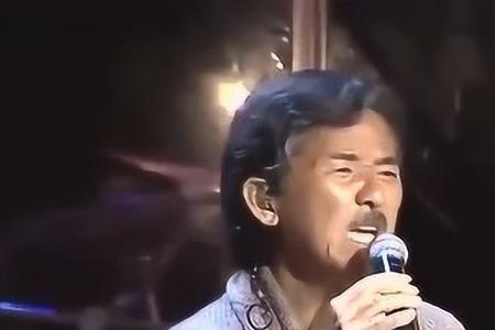 凭着爱和再回首区别