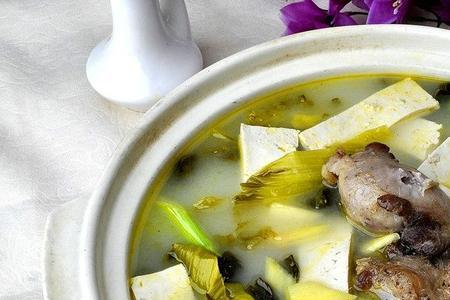 酸菜水点豆腐原理