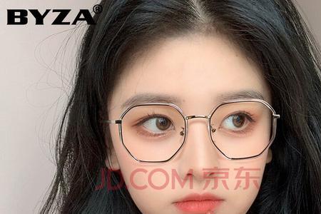 瘦长脸适合什么眼镜框