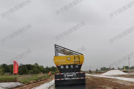 为什么路基填筑要拌合石灰