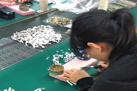 东莞龙健电子厂上班太累了