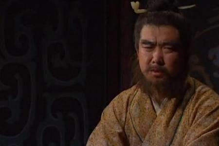 董卓进过何太后寝宫吗