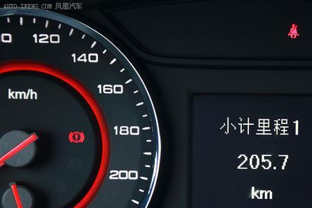 上汽大通g10高速上坡水温过四格