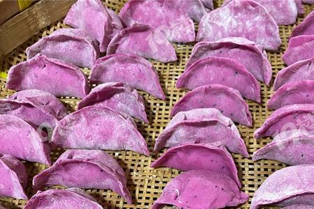 包饺子用紫火龙果皮还是果实