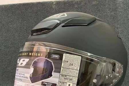 shoei z8和x14的对比