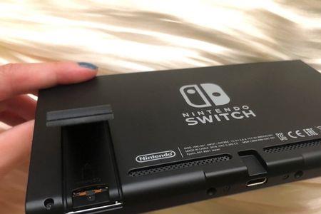 switch新机子可以用老的卡嘛